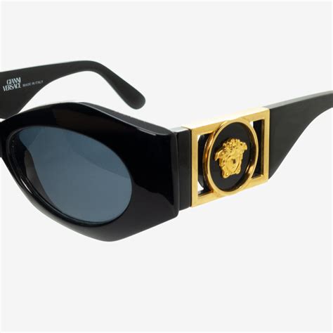 Versace Sunglasses 422/B – Vision Gallerie